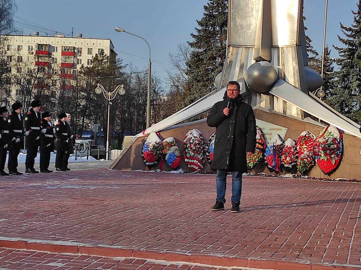 Внуково. Дмитрий Саблин передал слова приветствия и благодарности жителям